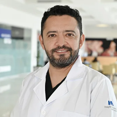 Foto de Dr. Oscar Villa Zepeda, Cirugía General, Oncología Médica en Juárez