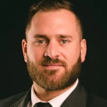 Foto de Dr. Roy Arturo Reyes Conn, Ortopedia y Traumatología en Chihuahua