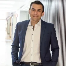 Foto de Dr. Salvador Sergio Canales Estrada, Otorrinolaringología en Chihuahua