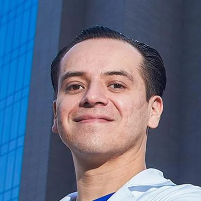 Foto de Dr. Víctor Israel Victoria Mejía, Urología en Juárez