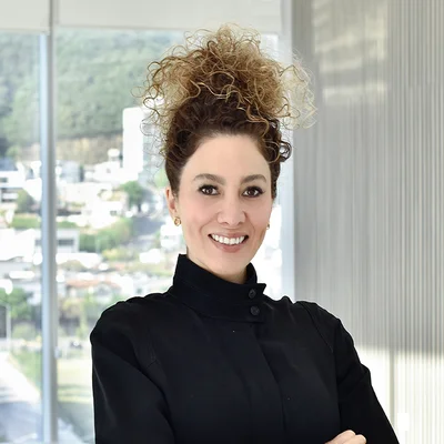 Foto de Dr. Yolanda Lizeth Hernández Rivera, Ortopedia y Traumatología en Juárez