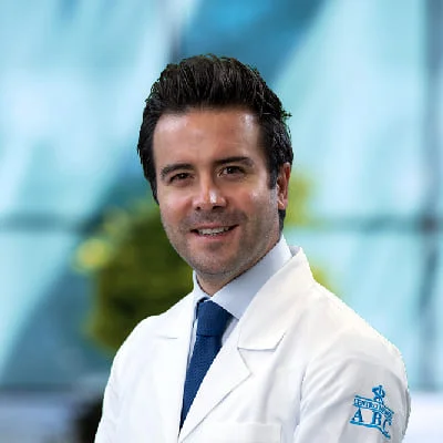 Foto de Dr. Enrique Cervantes Bravo, Ginecología y Obstetricia en Ciudad de México