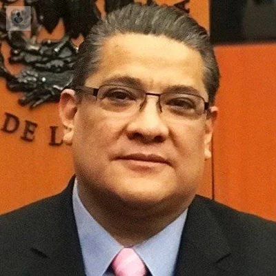 Foto de Dr. Erick Mendoza Carrillo, Urología en Ciudad de México