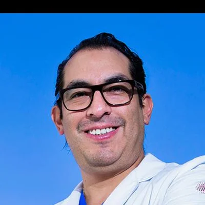 Dr. Juan Fernando Calderón Carrillo