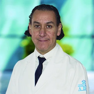 Foto de Dr. Victor Enrique Corona Montes, Urología en Ciudad de México