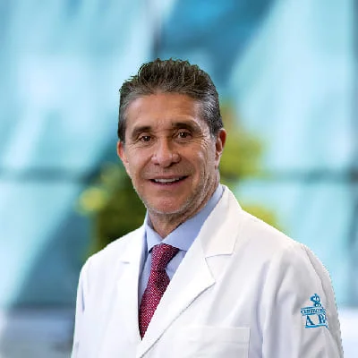 Foto de Dr. Víctor Sandoval Sánchez, Ortopedia y Traumatología en Ciudad de México