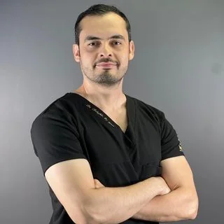 Foto de Dr. Alan Armando Sosa Vázquez, Cirugía Plástica y Reconstructiva en Torreón