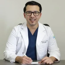 Foto de Dr. Erick David Cruz Flores, Dermatología en Saltillo
