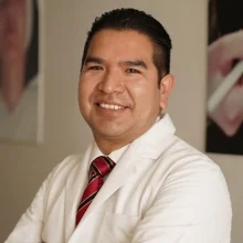 Foto de Dr. Jose Isidro Mozqueda Medina, Dermatología en Torreón