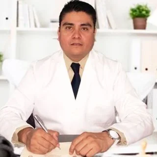 Foto de Dr. Roberto Dicochea Badilla, Urología en Torreón