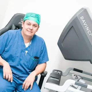 Foto de Dr. Angel Gurrola Ortega, Urología en Durango
