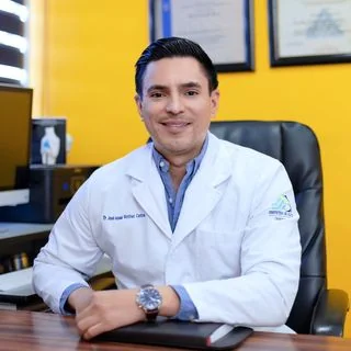 Foto de Dr. José Antonio Martínez Cardona, Ortopedia y Traumatología en Durango