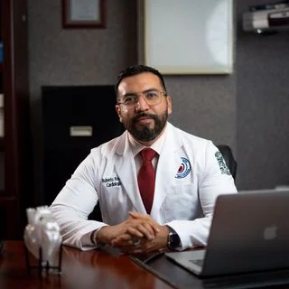 Foto de Dr. Roberto Rodriguez 4, Cardiología en Durango