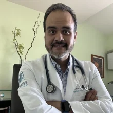 Foto de Dr. Álvaro Avilés Aguilera, Medicina Interna en Irapuato