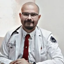 Foto de Dr. Bernardo Lara, Medicina Interna en León