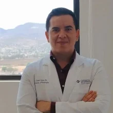 Foto de Dr. Daniel López Márquez, Ortopedia y Traumatología en León