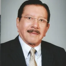 Foto de Dr. Efrain Ruiz Barquin, Dermatología en León