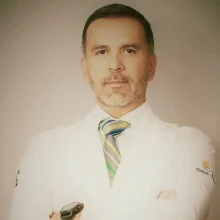 Foto de Dr. Eugenio Arroyo Aranda, Ortopedia y Traumatología en Celaya