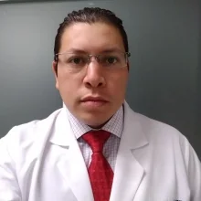 Foto de Dr. Hugo Vega Alvarez, Ortopedia y Traumatología en León
