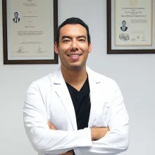 Foto de Dr. J. Alexandro López Flores, Cirugía General en León