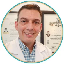 Foto de Dr. José Christian Ávila Romero, Otorrinolaringología en León