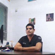 Foto de Dr. José Moisés Arredondo Juárez, Ortopedia y Traumatología en León