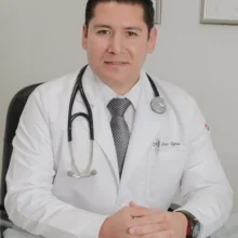 Foto de Dr. Josué W. Tapia López, Nefrología en León