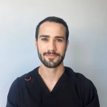 Foto de Dr. Luis García Valdés, Dermatología en León