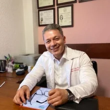 Foto de Dr. Raymundo Lopez Martinez, Ginecología y Obstetricia en León