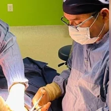 Foto de Dr. Roberto Bravo Valle, Ginecología y Obstetricia en Celaya