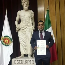 Foto de Dr. Roberto Román Madrigal, Cirugía General en León