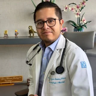 Foto de Dr. Sergio Jiménez Flores, Cardiología en Ciudad de México