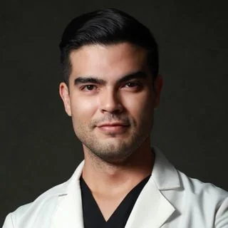 Foto de Dr. Alejandro De Aguinaga Inurriaga, Dermatología en Guadalajara