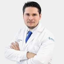 Foto de Dr. Alfredo Suarez Velasco, Oftalmología en Guadalajara