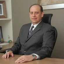 Foto de Dr. Andrés Badial Aceves, Otorrinolaringología en Guadalajara