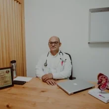 Foto de Dr. Eduardo De Jesus Torres Vazquez, Nefrología en Guadalajara