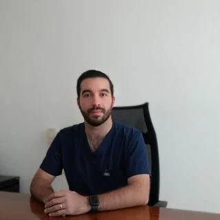 Foto de Dr. Felipe Amezcua Peregrina, Ortopedia y Traumatología en Guadalajara