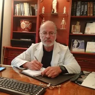 Foto de Dr. Javier Moreno Jamieson, Ortopedia y Traumatología en Guadalajara