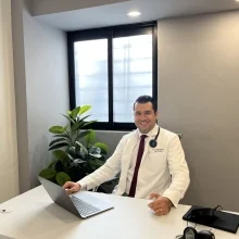 Foto de Dr. Luigi Rivera Martinez, Cardiología en Guadalajara