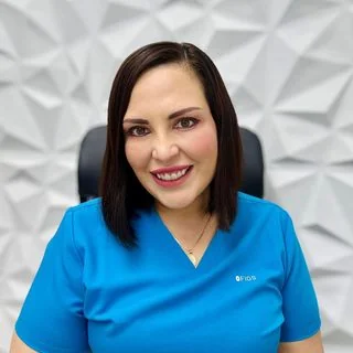 Foto de Dr. Nallely Deshire Castaneda Huerta, Gastroenterología en Guadalajara