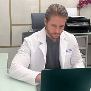 Foto de Dr. Ricardo Merino Rivas, Medicina Interna en Guadalajara