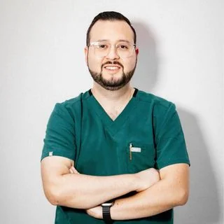 Foto de Dr. Roberto Ochoa Nava, Urología en Guadalajara