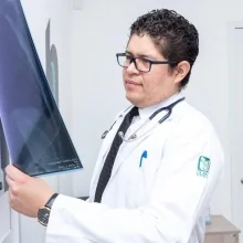 Foto de Dr. Samuel Enrique Ruiz Bermejo, Geriatría en Guadalajara