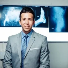 Foto de Dr. Victor Hugo Coss y Leon Ron, Ortopedia y Traumatología en Guadalajara