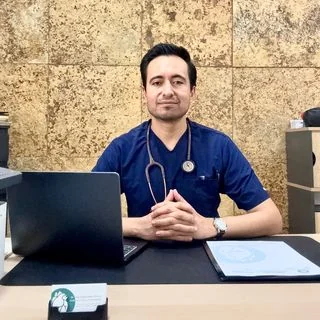Foto de Dr. Adán Rafael Mares Orozco, Cardiología en Morelia