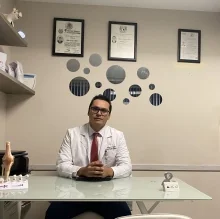 Foto de Dr. Christian Villagomez Huazano, Ortopedia y Traumatología en Morelia