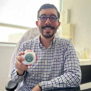 Foto de Dr. José Andrés Reyes Verduzco, Oftalmología en Morelia