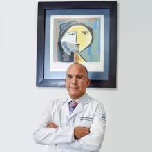 Foto de Dr. Juan Tinajero Corona 2, Ginecología y Obstetricia en Morelia