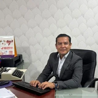Foto de Dr. Salvador Flores Ramirez, Cirugía General en Morelia
