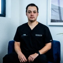 Foto de Dr. Adrián M. Martínez Fernández, Urología en Monterrey